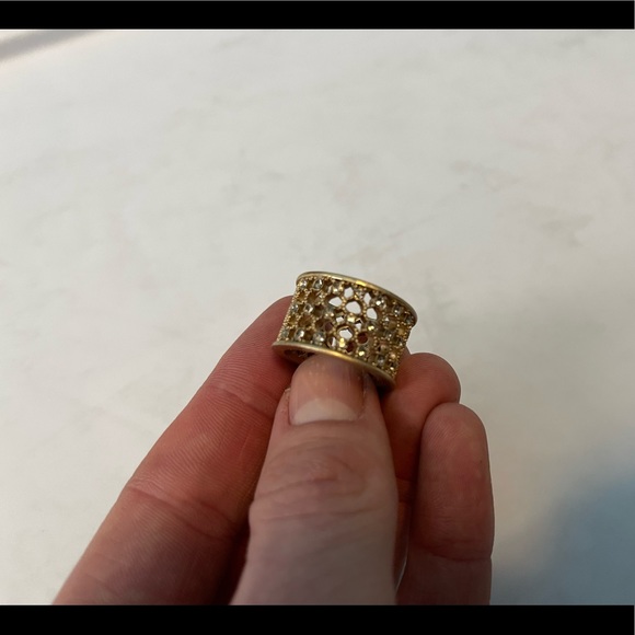 Gold Ring With Gems - Picture 2 of 2